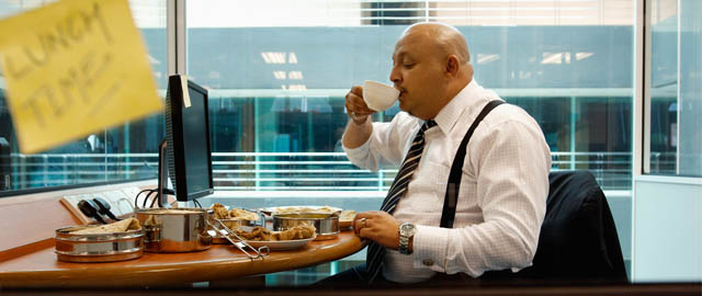 20130228100comer_oficina_obesidad_int