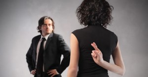 personas-mintiendo