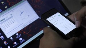 1462907825-auno395066