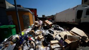 1478796025-auno727998